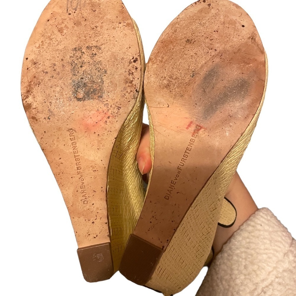 DIANE VON FURSTENBERG RAFFIA WEDGES - Picture 4 of 5
